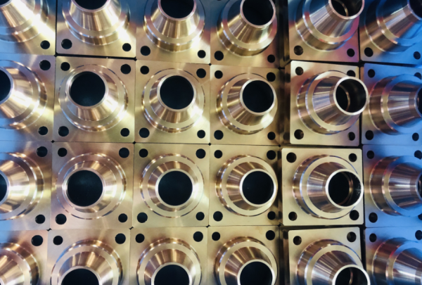 典型的4+4復合車銑產(chǎn)品加工實拍